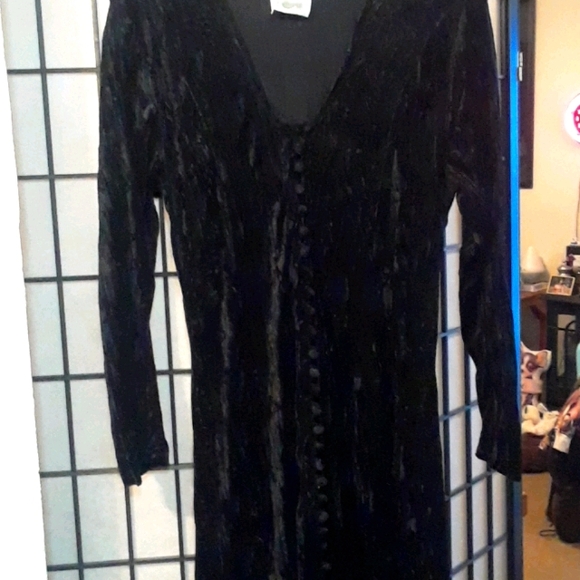 ZOE California Dresses & Skirts - Zoe California velvet, black dress